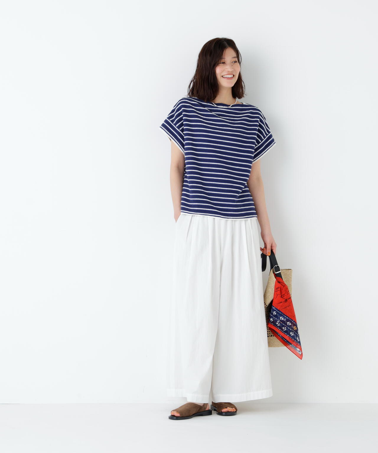 身長168cm B82 W59 H88 着用サイズ:M