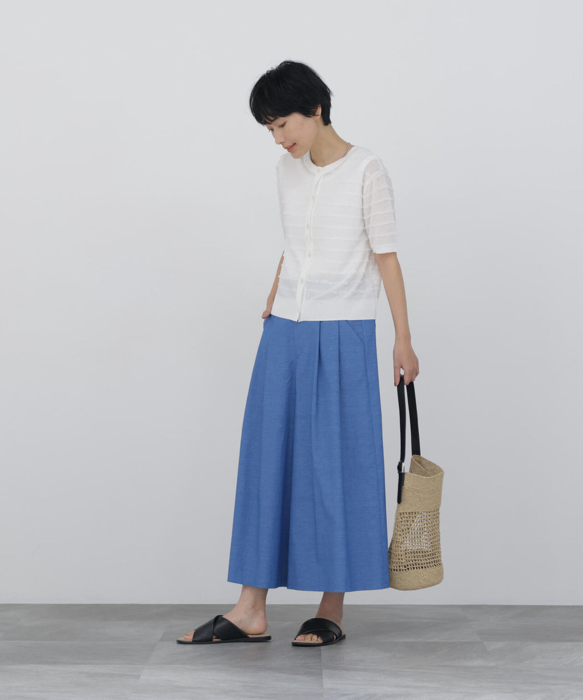 166cm B/78 W/58 H/86 着用サイズ:M