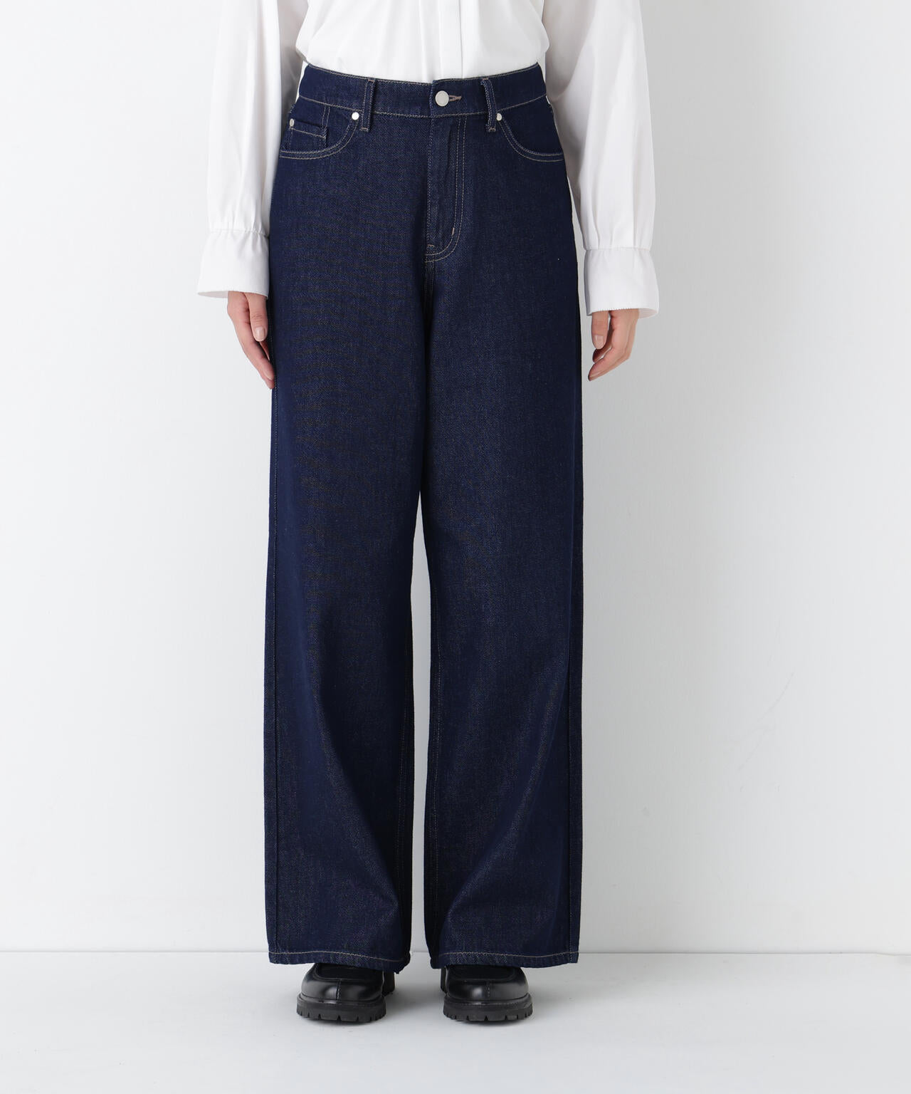 ソフトデニムセミワイドパンツ