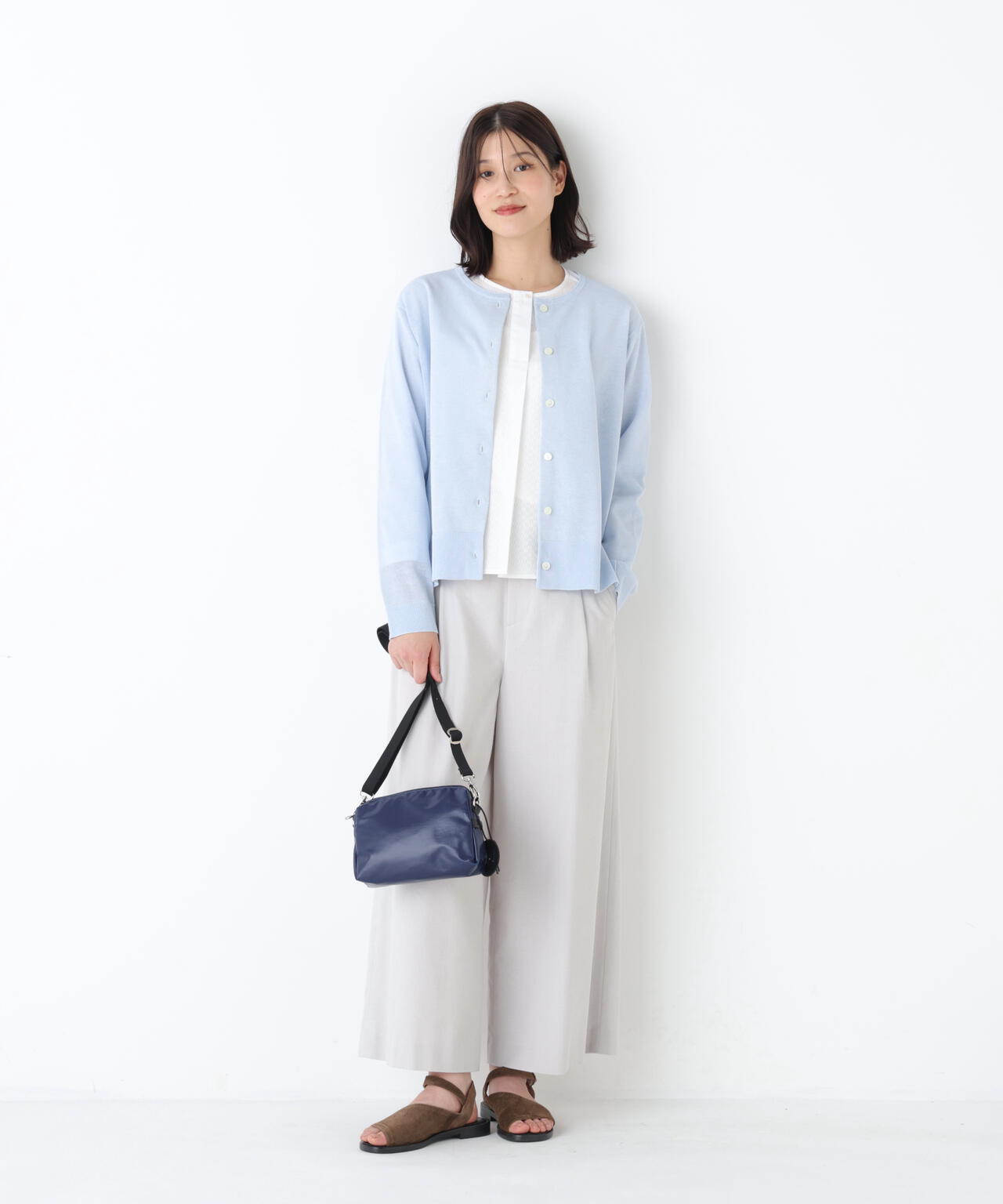 《名品 / マルチサイズ / 洗える》ドライタッチリネン混ガウチョパンツ