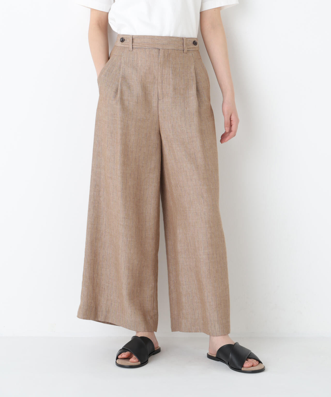 《名品 / マルチサイズ / 洗える》ドライタッチリネン混ガウチョパンツ