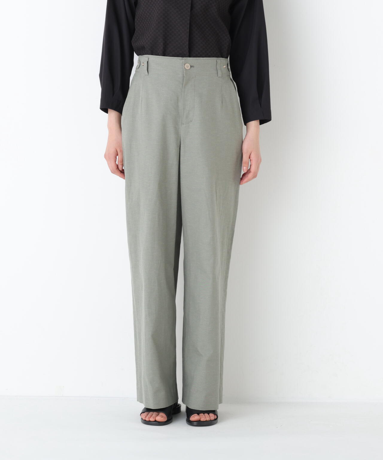 《定番素材 / 洗える》綿麻シャンブレーセミワイドパンツ