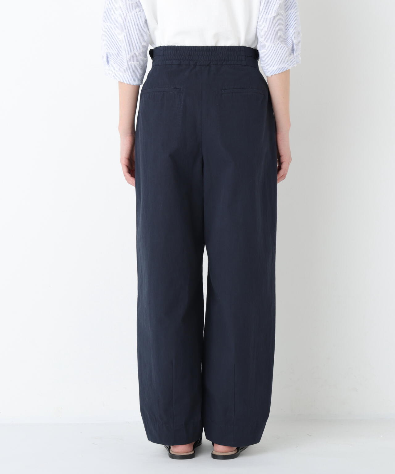 《洗える》コットンワッシャーバレルパンツ
