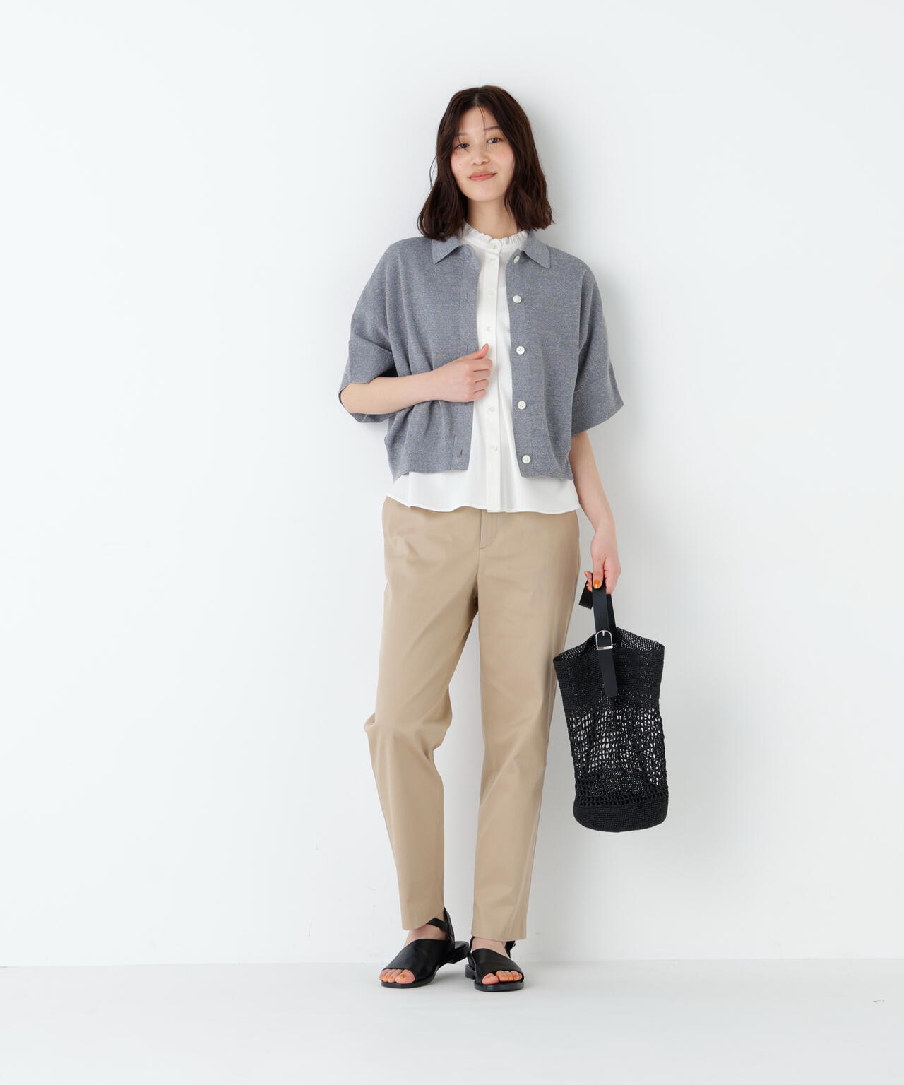 身長168cm B82 W59 H88 着用サイズ:M