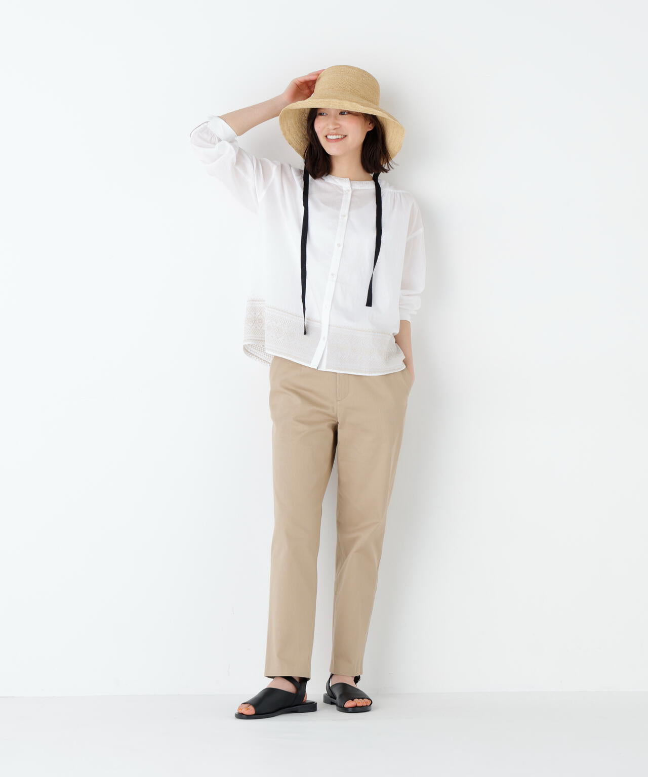 身長168cm B82 W59 H88 着用サイズ:M