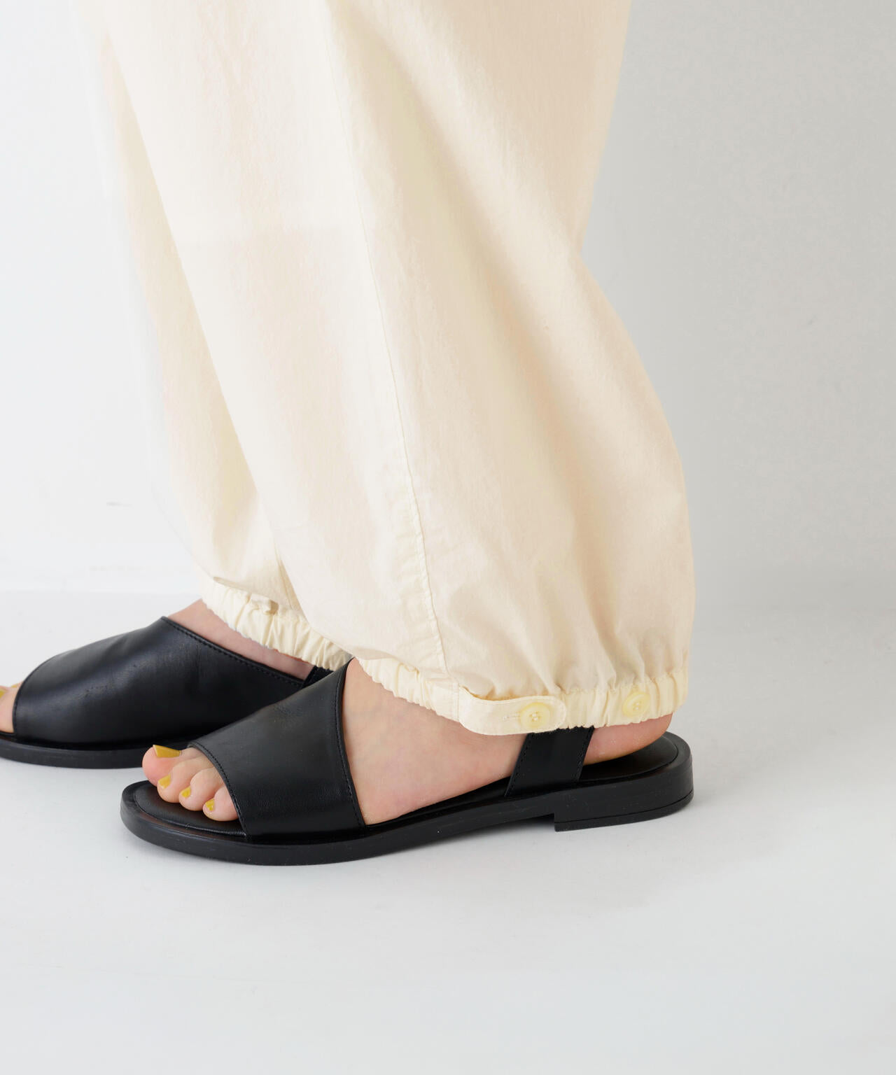 近江晒コットンタイプライター ドロストカーゴパンツ