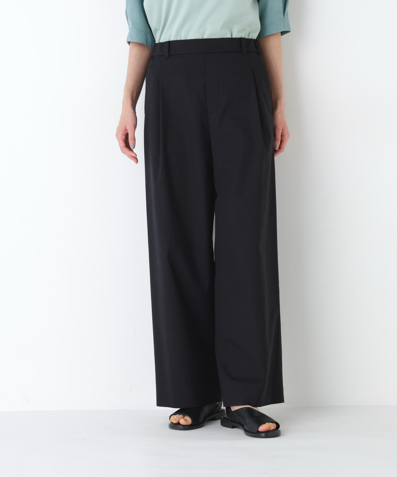 身長168cm B76 W58 H86 着用サイズ:M