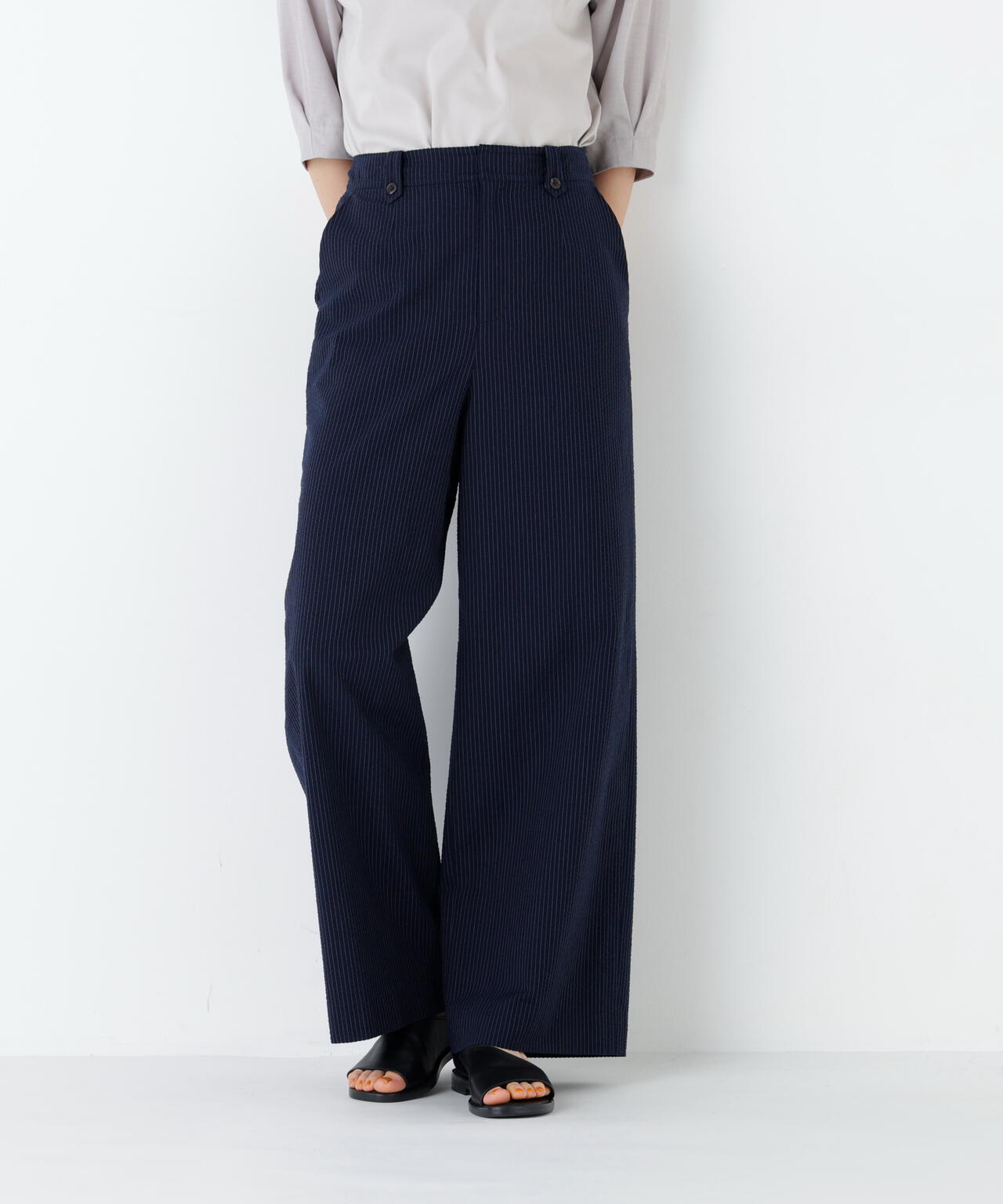 身長168cm B82 W59 H88 着用サイズ:M