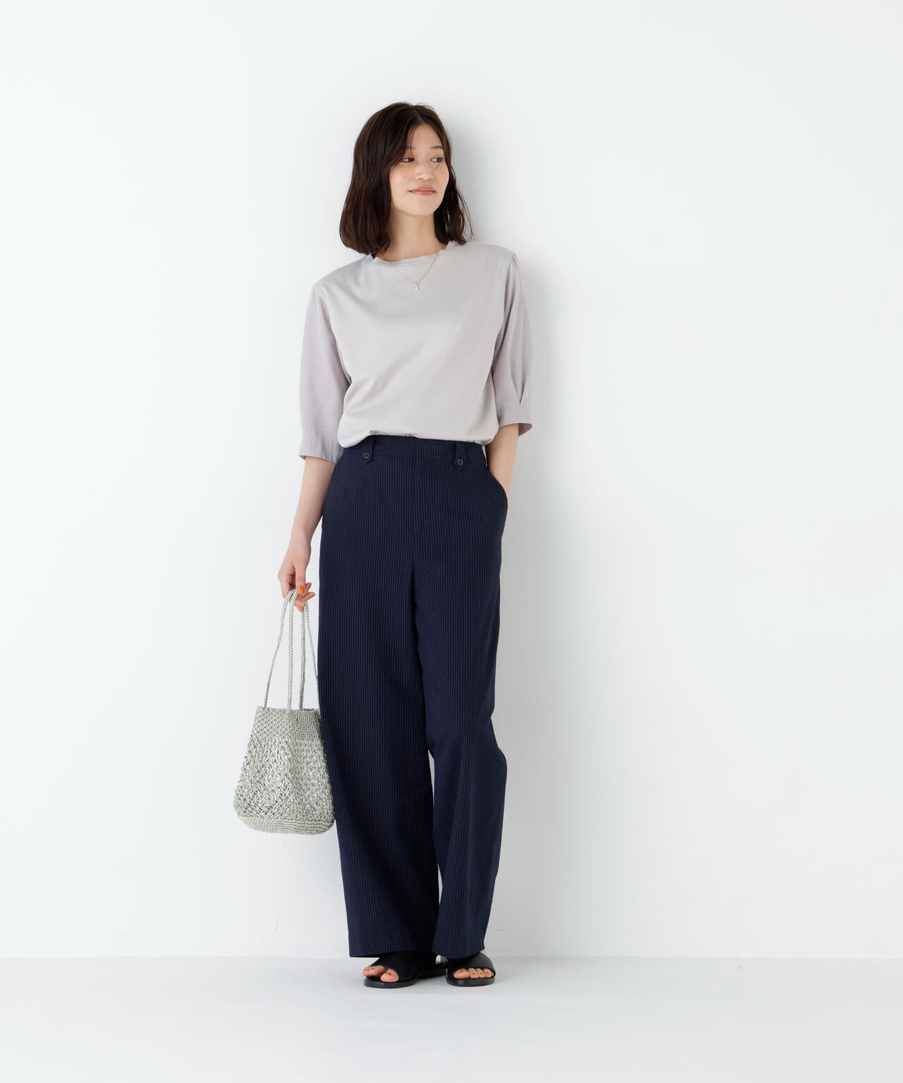 身長168cm B82 W59 H88 着用サイズ:M