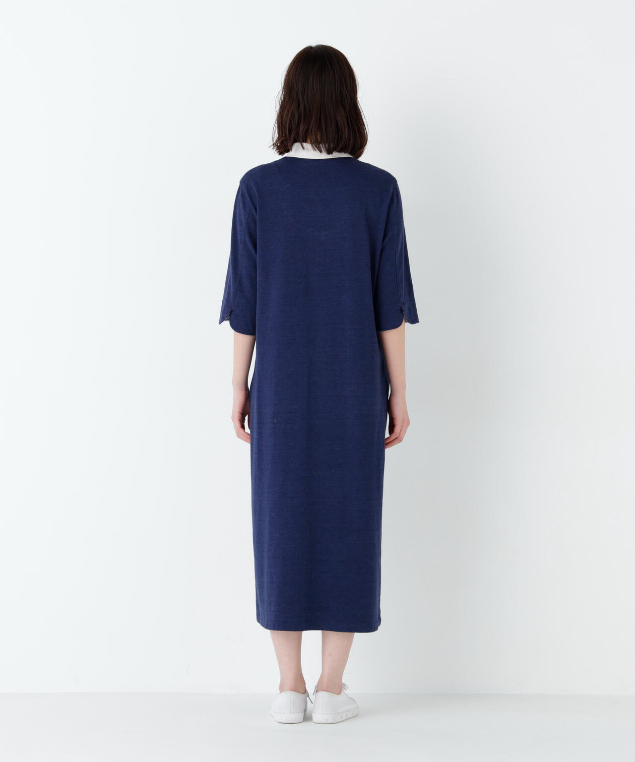 身長168cm B82 W59 H88 着用サイズ:M