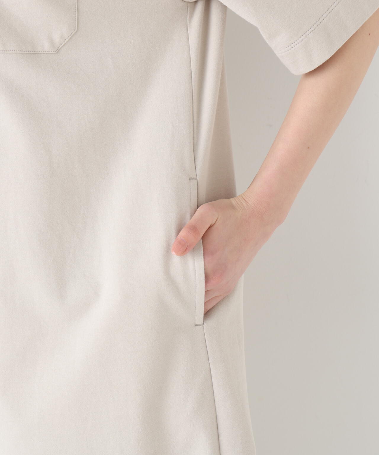 ハーフジップカットソーワンピース