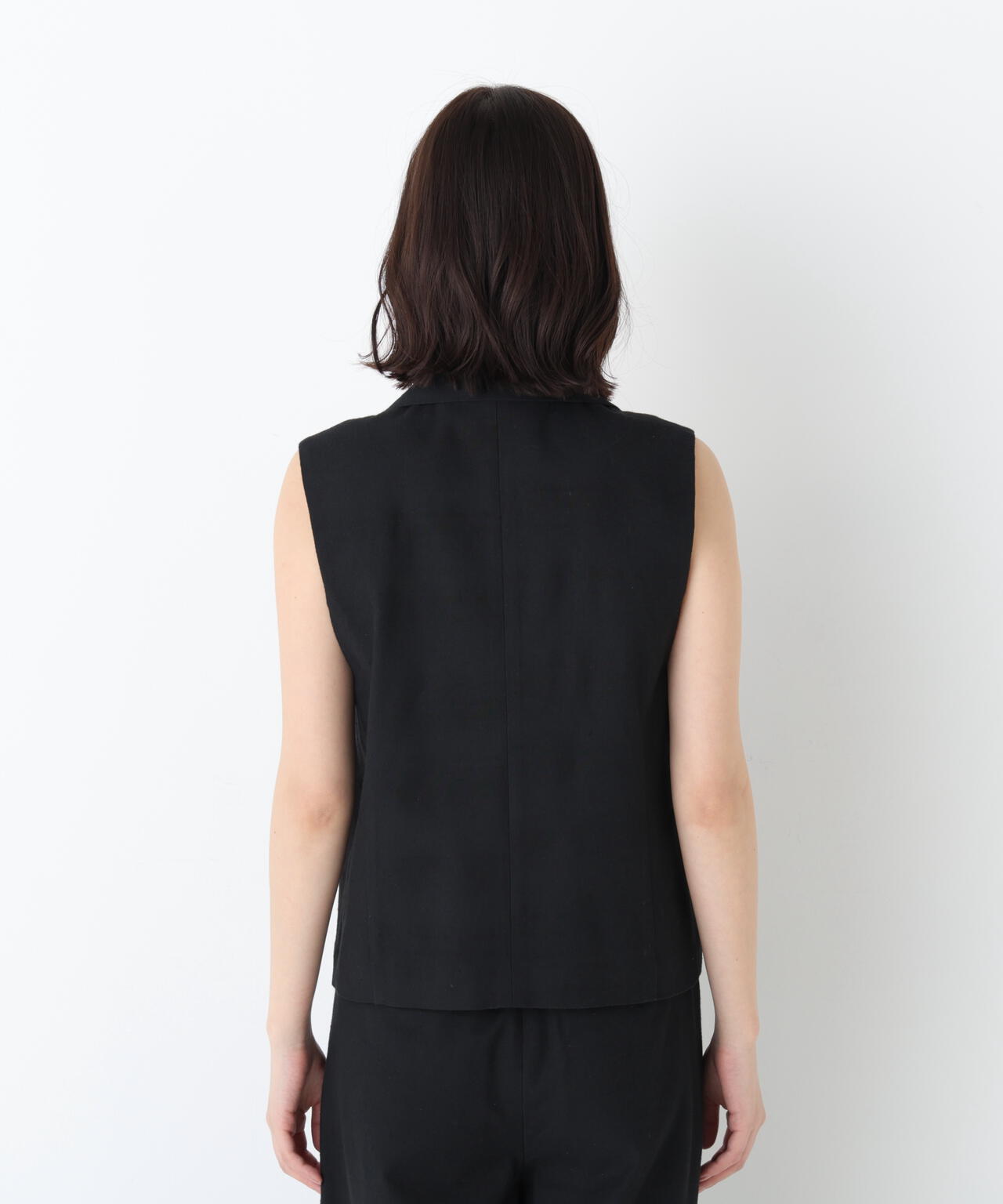 《定番素材 / 洗える》ドライタッチリネン混ショートジレ