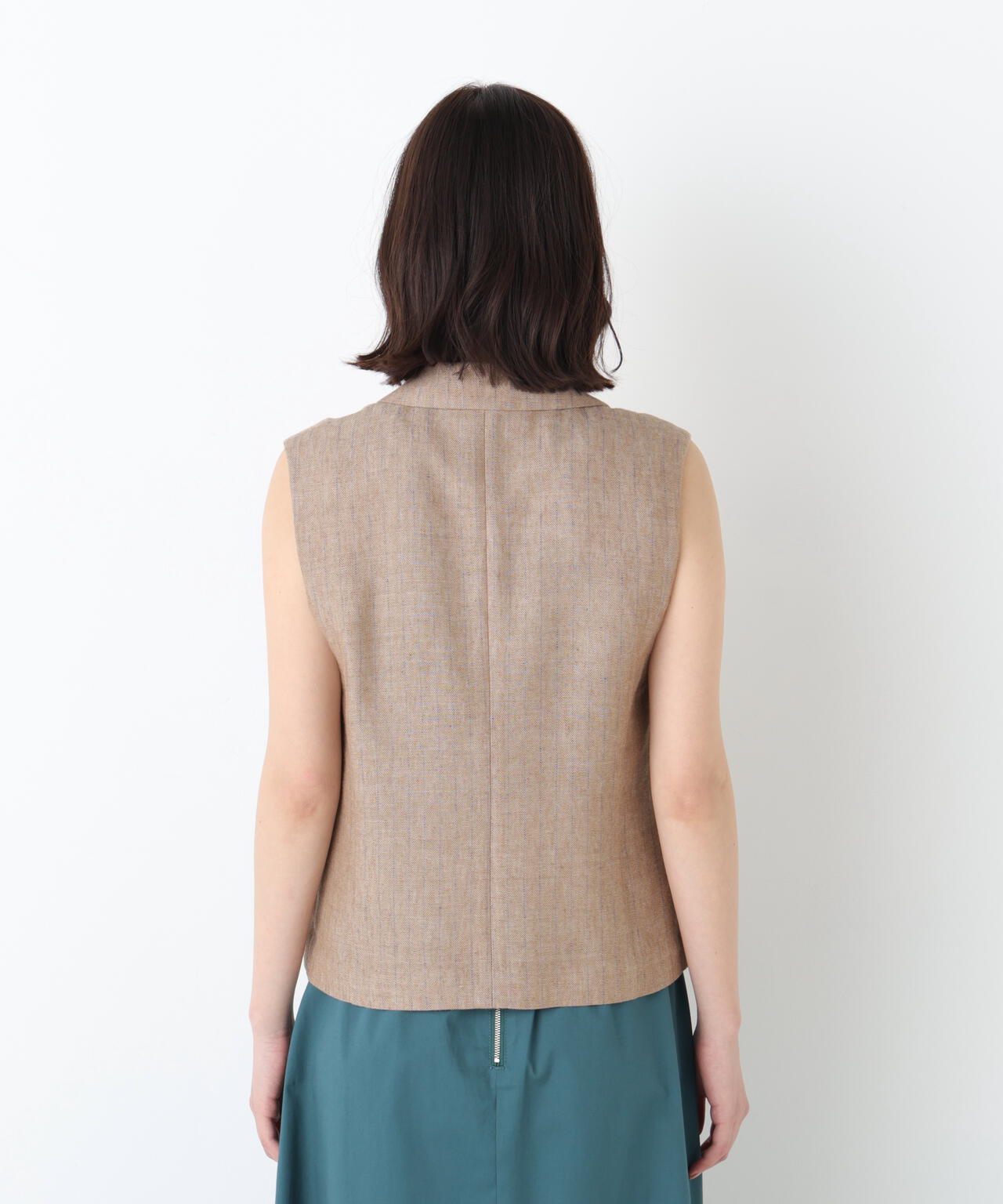 《定番素材 / 洗える》ドライタッチリネン混ショートジレ