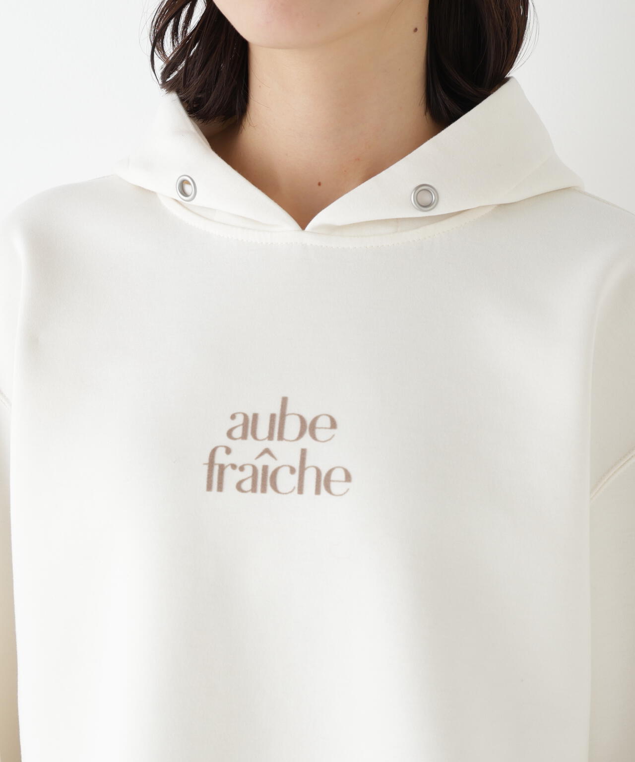 ロゴフーディーダンボールプルオーバー