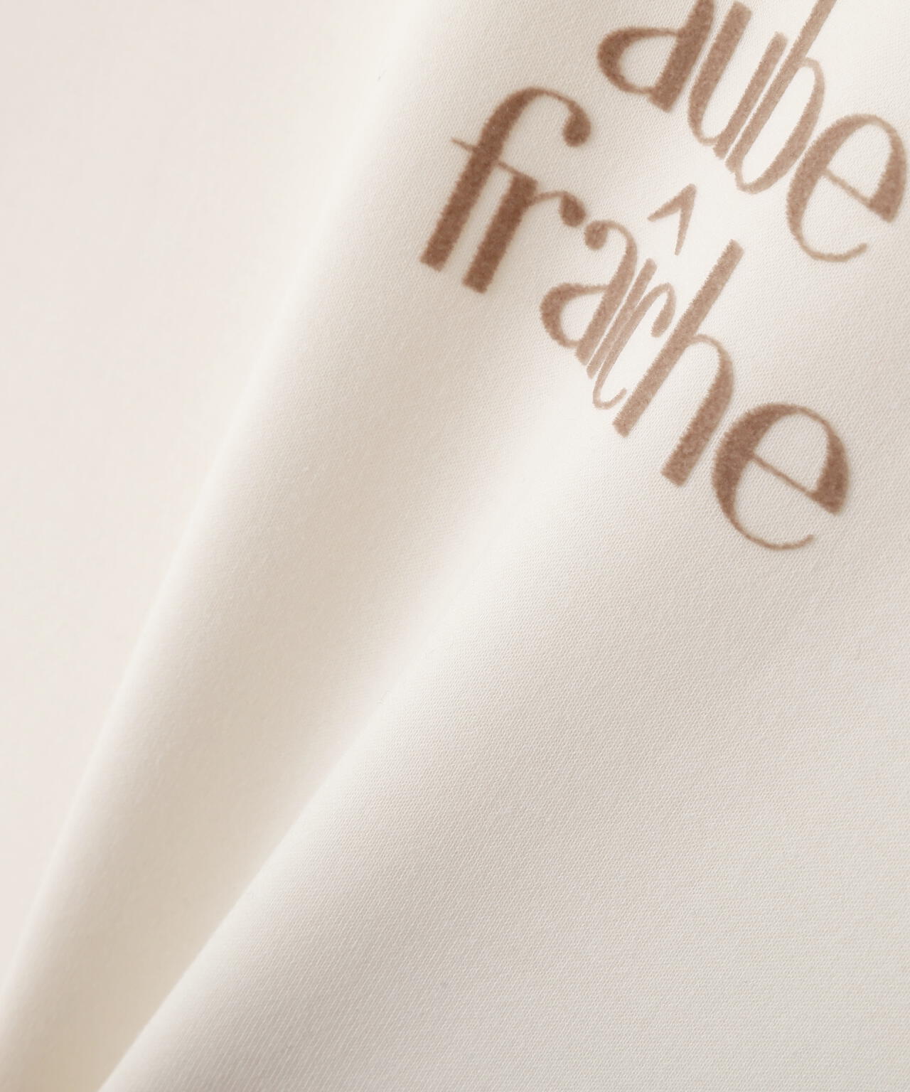 ロゴフーディーダンボールプルオーバー