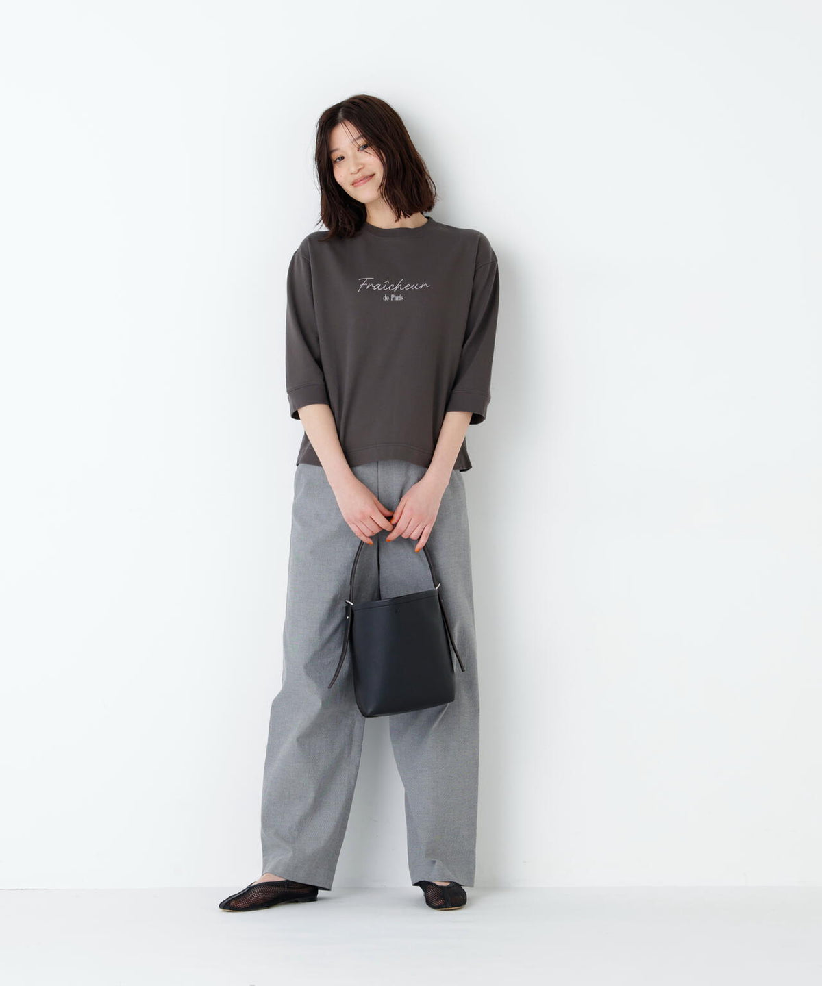 身長168cm B82 W59 H88 着用サイズ:M