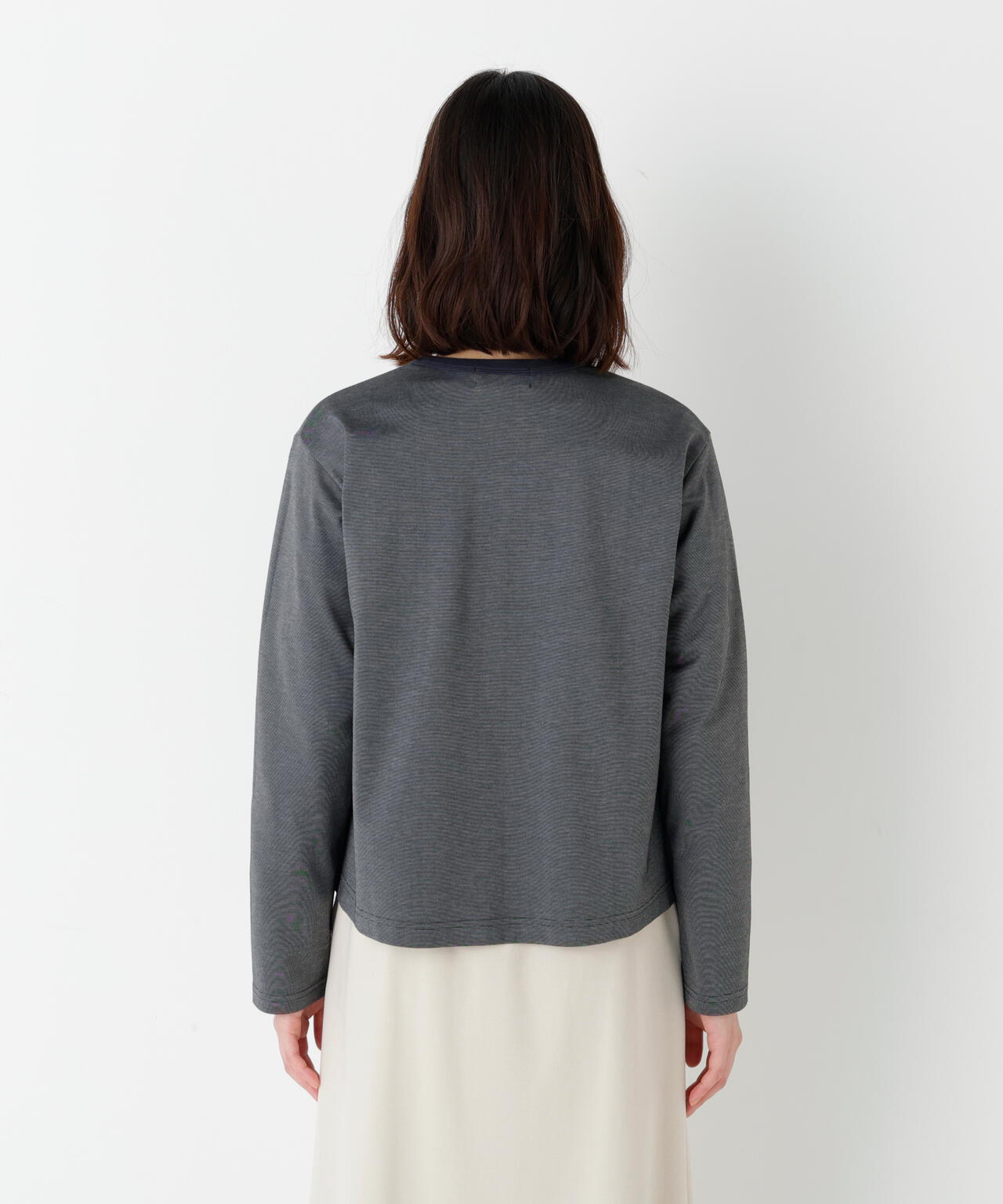 《接触冷感 / 洗える》ストレッチポンチクルーネックカーディガン