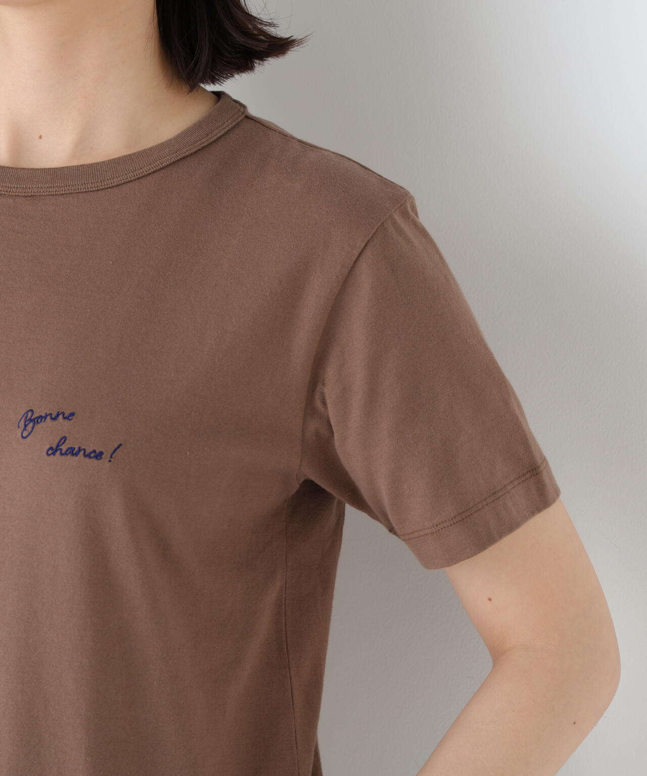 Bonne chance 刺繍ロゴTシャツ