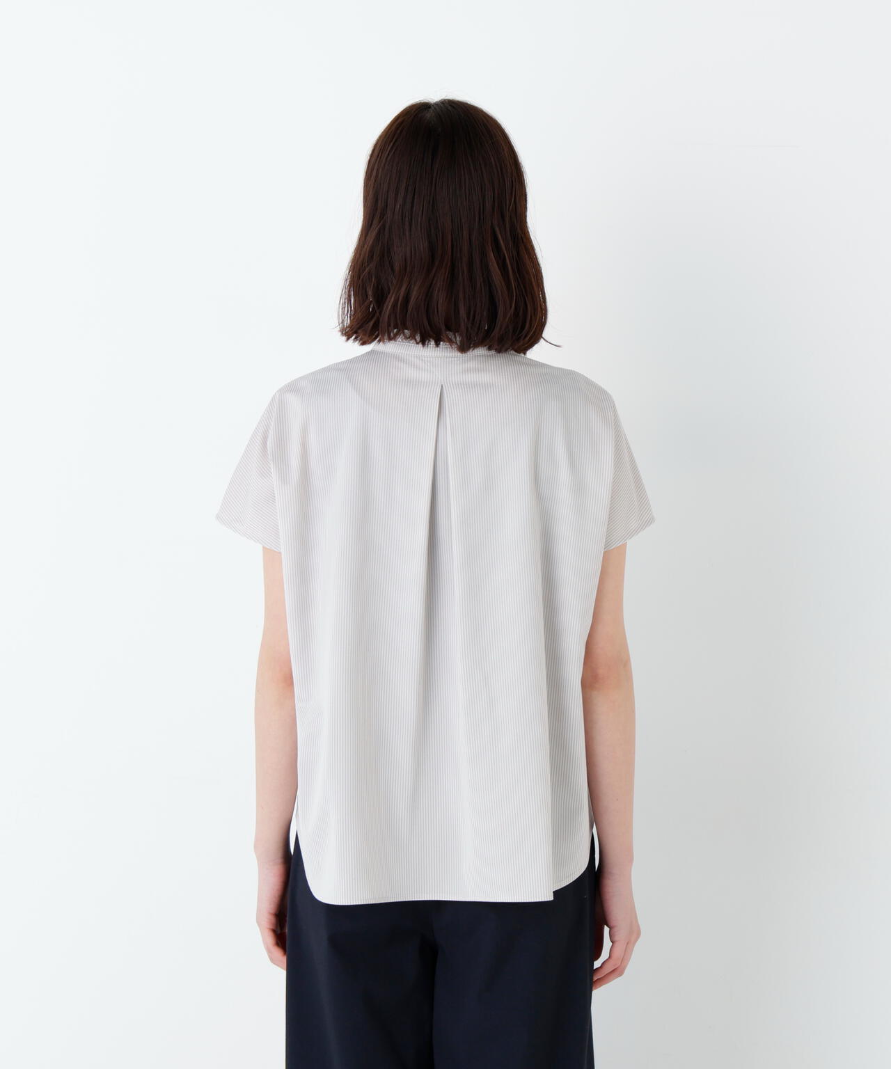 《大人気追加入荷! / 洗える》ライトカットソースタンドフリルブラウス