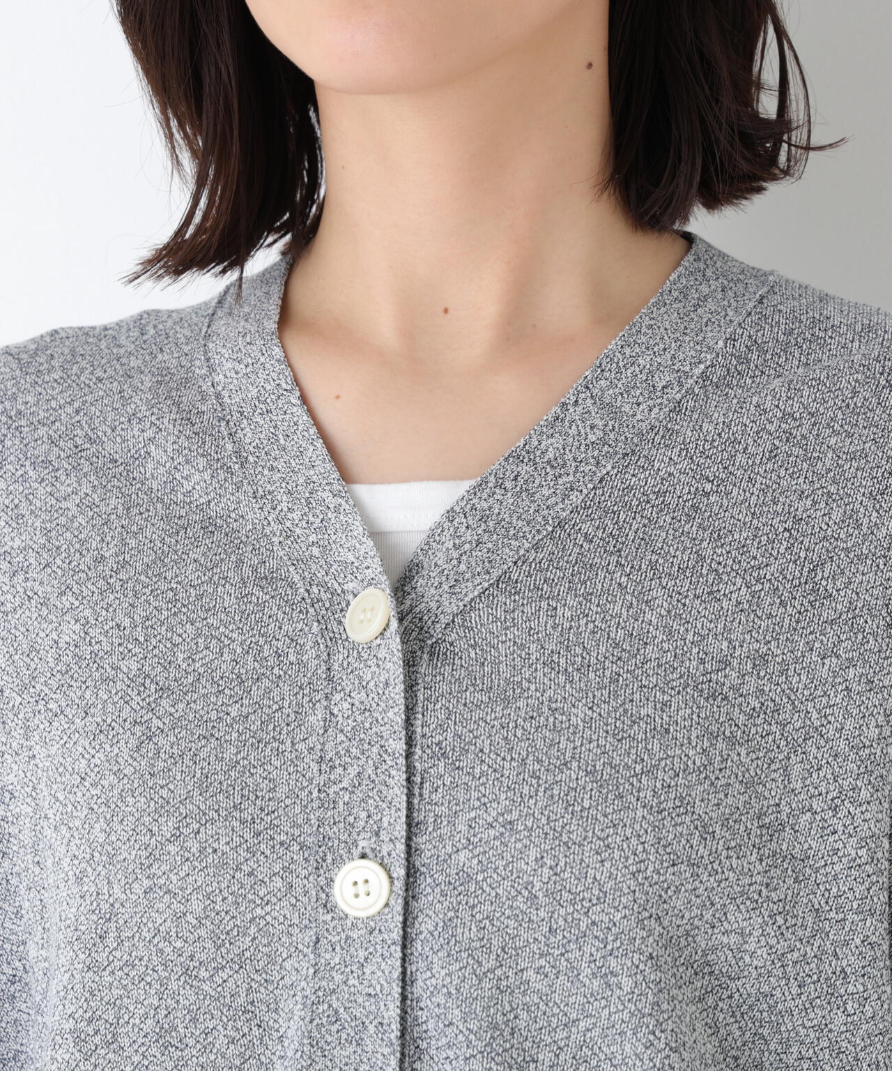 《名品 / 洗える》ペーパーヤーンVネックカーディガン