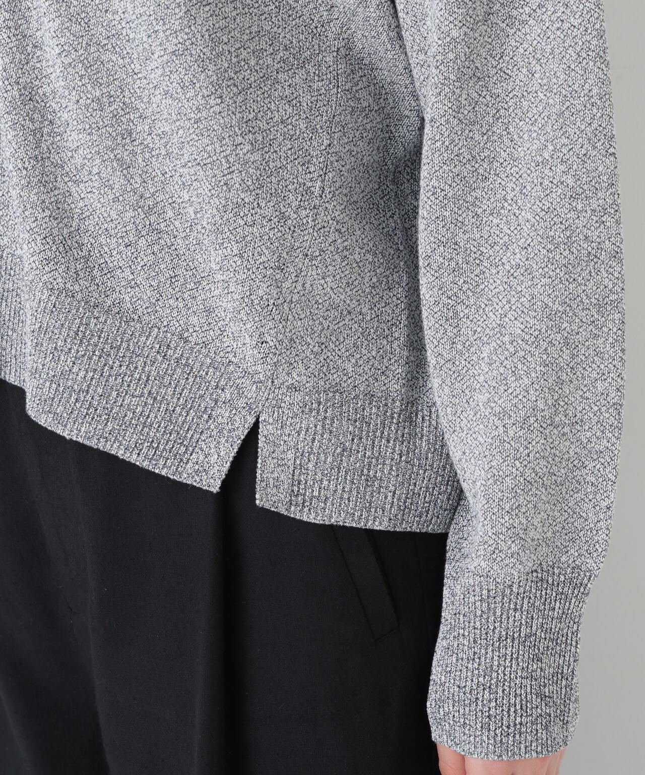 《名品 / 洗える》ペーパーヤーンVネックカーディガン