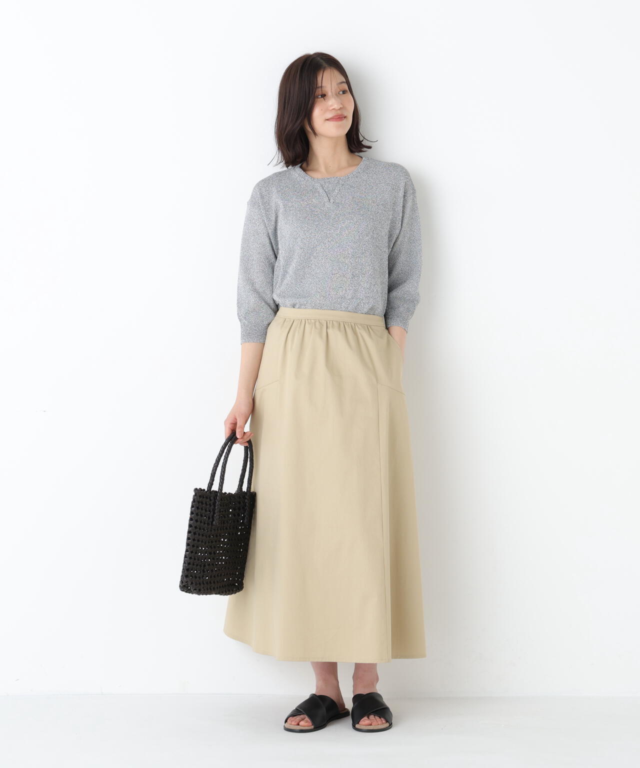 身長168cm B82 W59 H88 着用サイズ:M