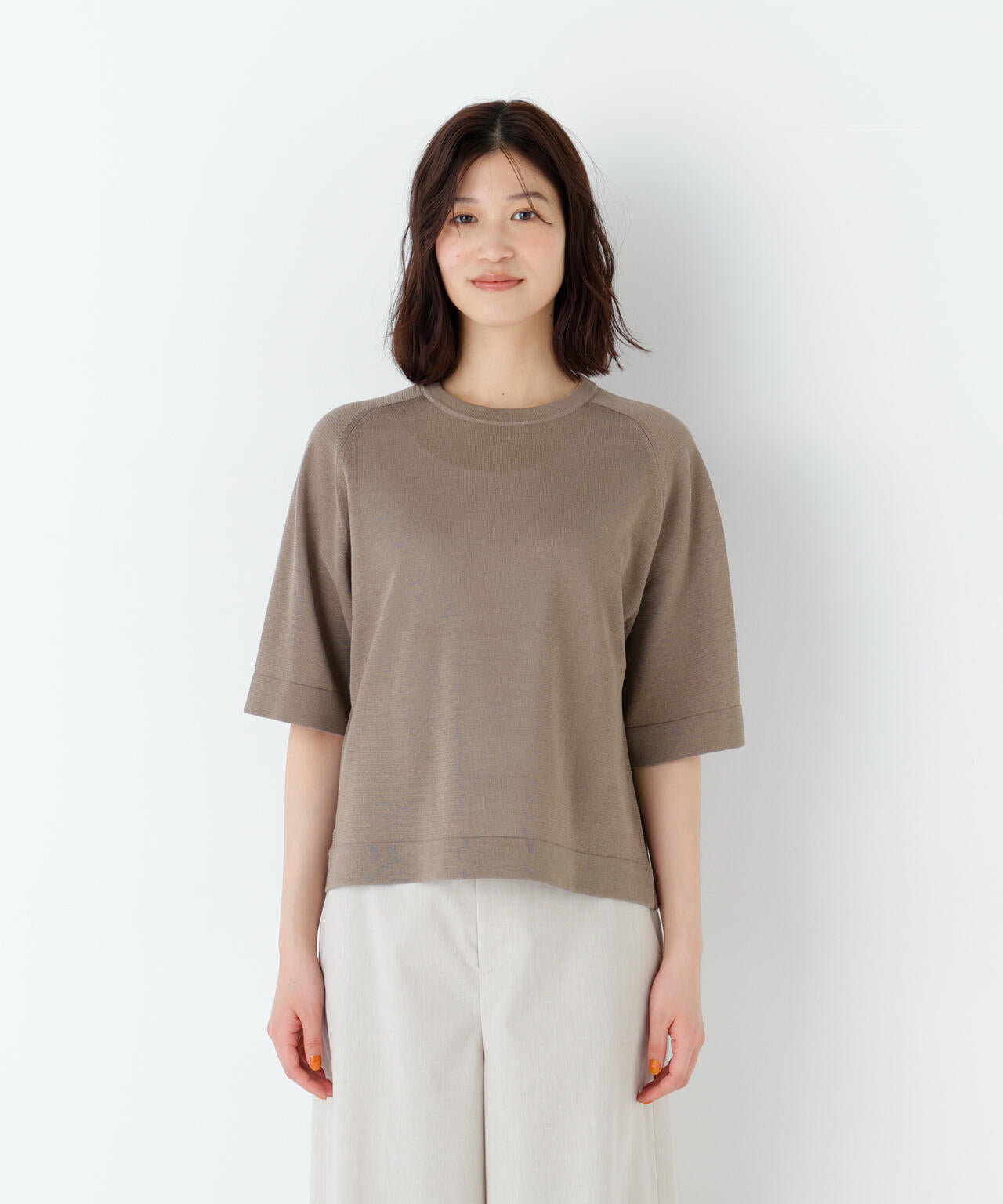 身長168cm B82 W59 H88 着用サイズ:M