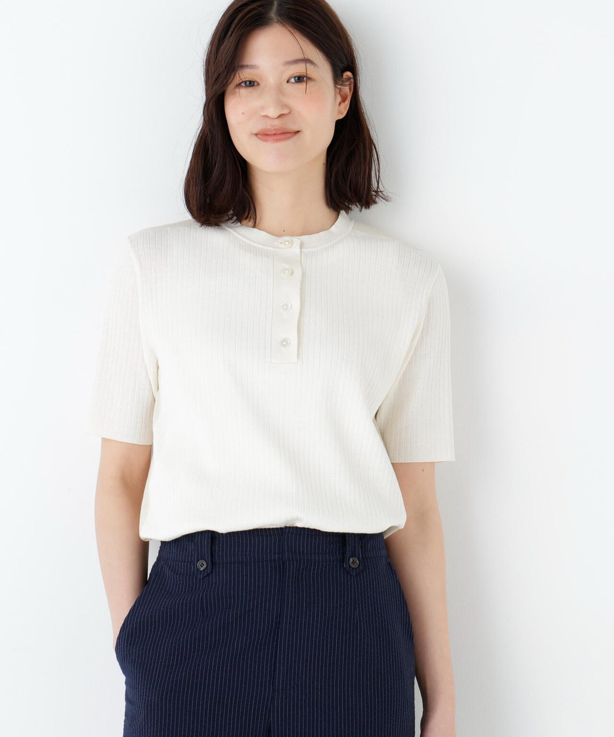 身長168cm B82 W59 H88 着用サイズ:M