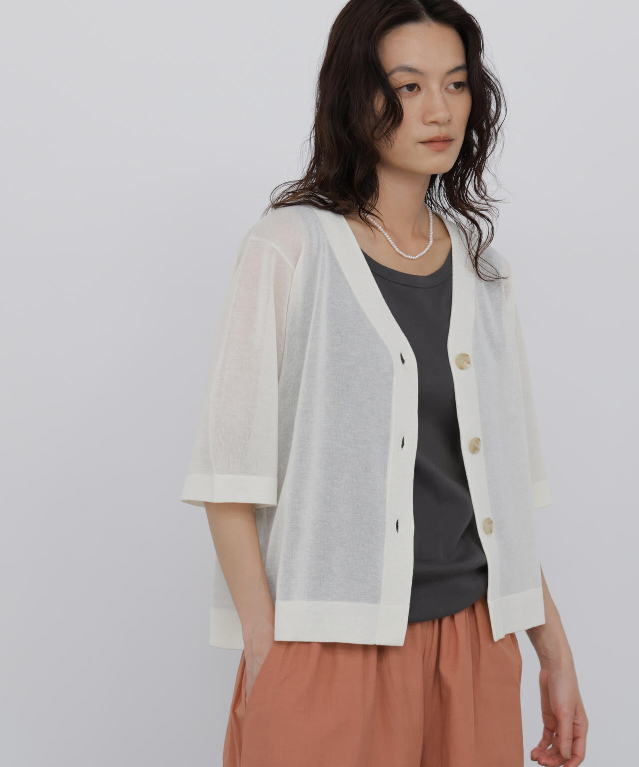 165cm/B:77cm/W:57cm/H:79cm 着用サイズ:M