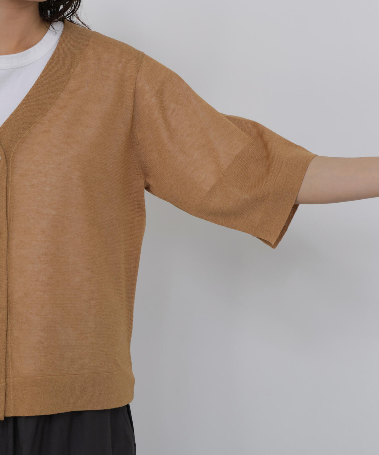 165cm/B:77cm/W:57cm/H:79cm 着用サイズ:M