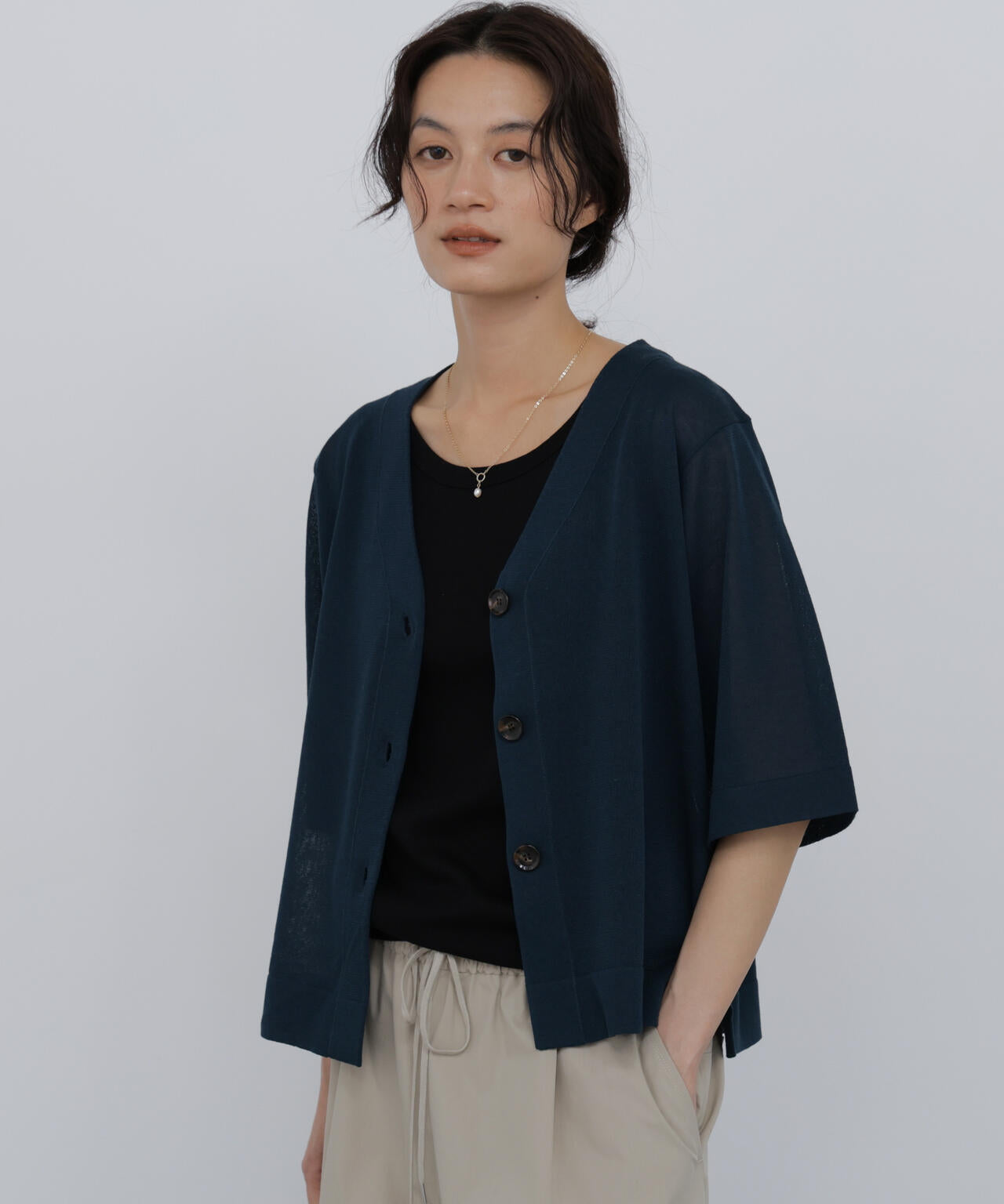 165cm/B:77cm/W:57cm/H:79cm 着用サイズ:M