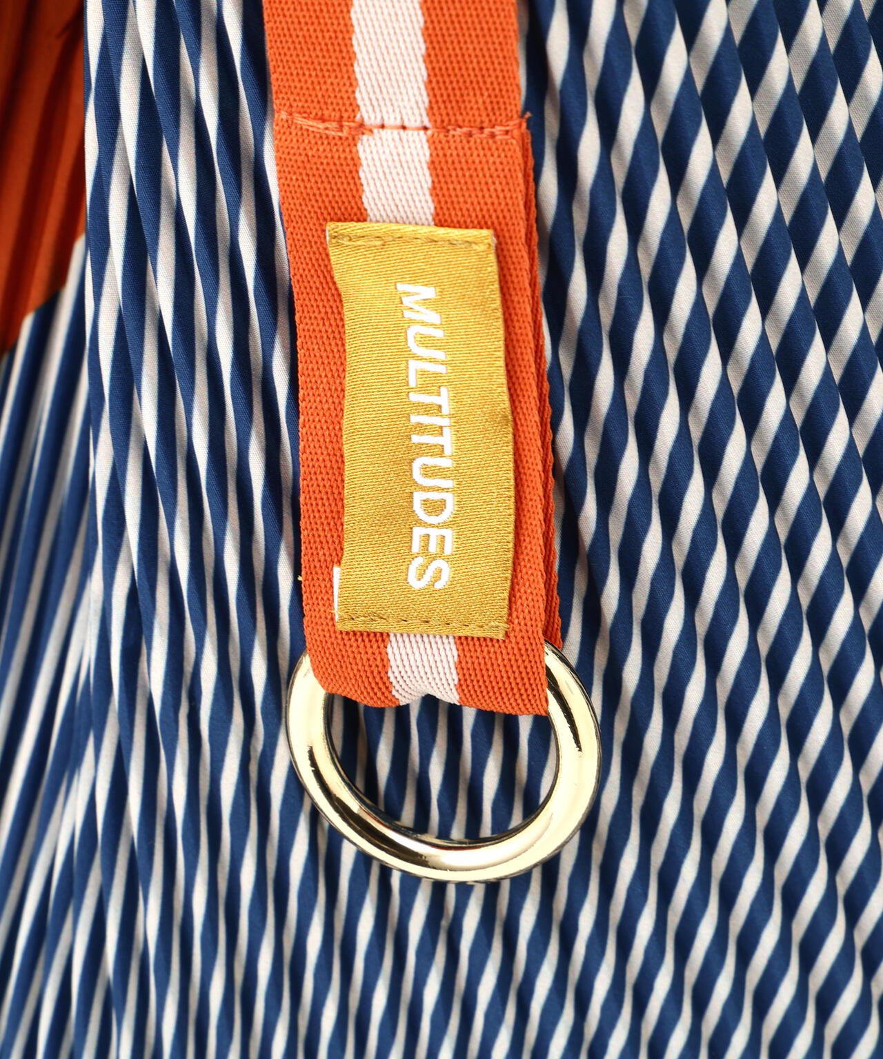 【MULTITUDES】プリーツYバッグ