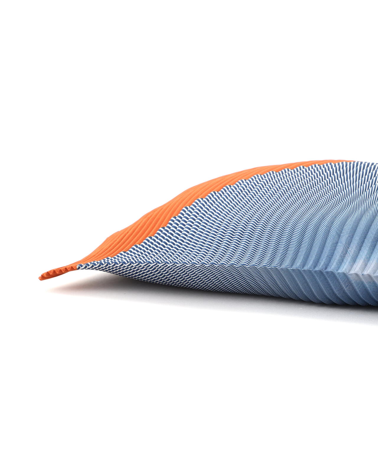 【MULTITUDES】プリーツYバッグ