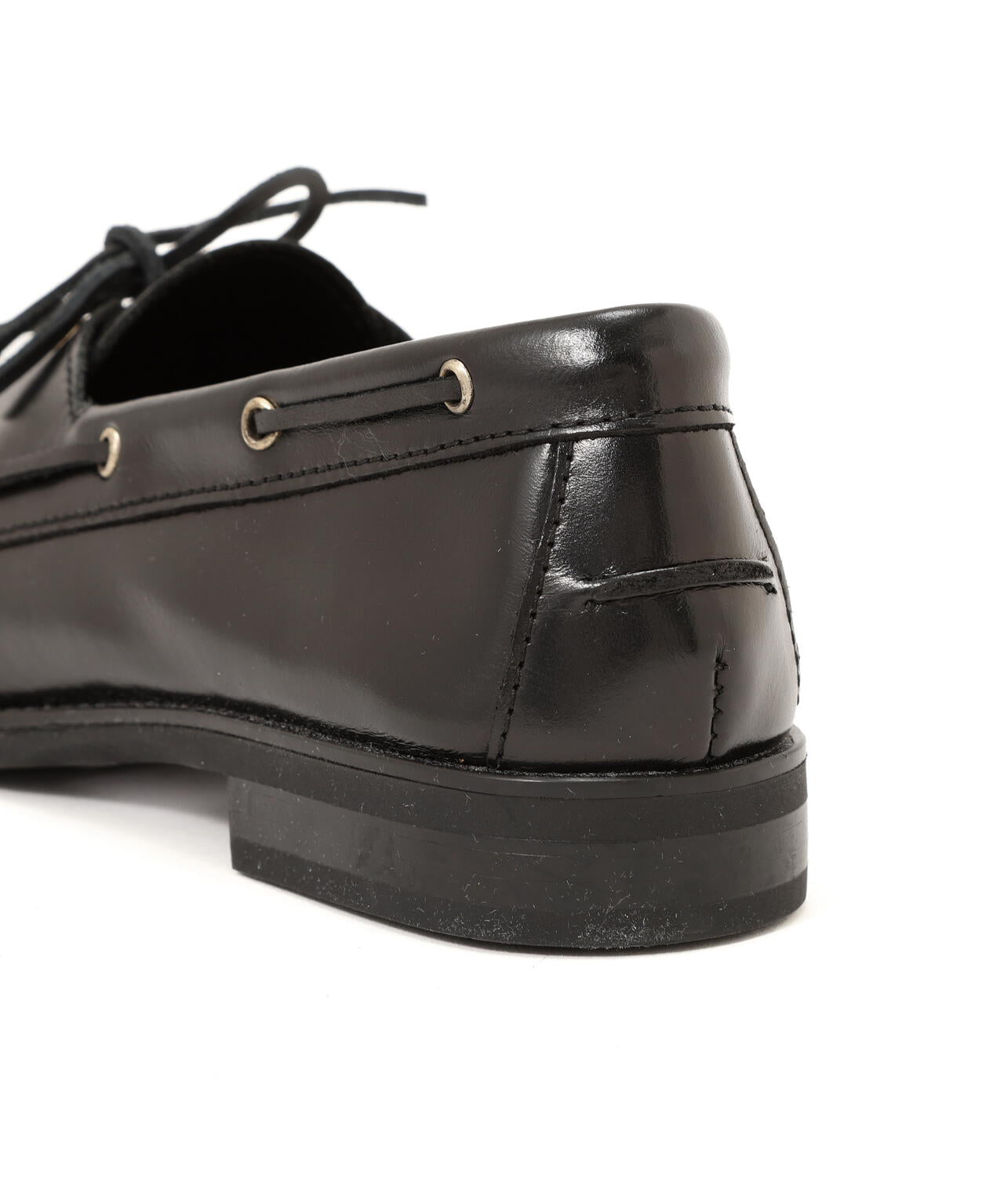 《ENESS》レザーデッキシューズ