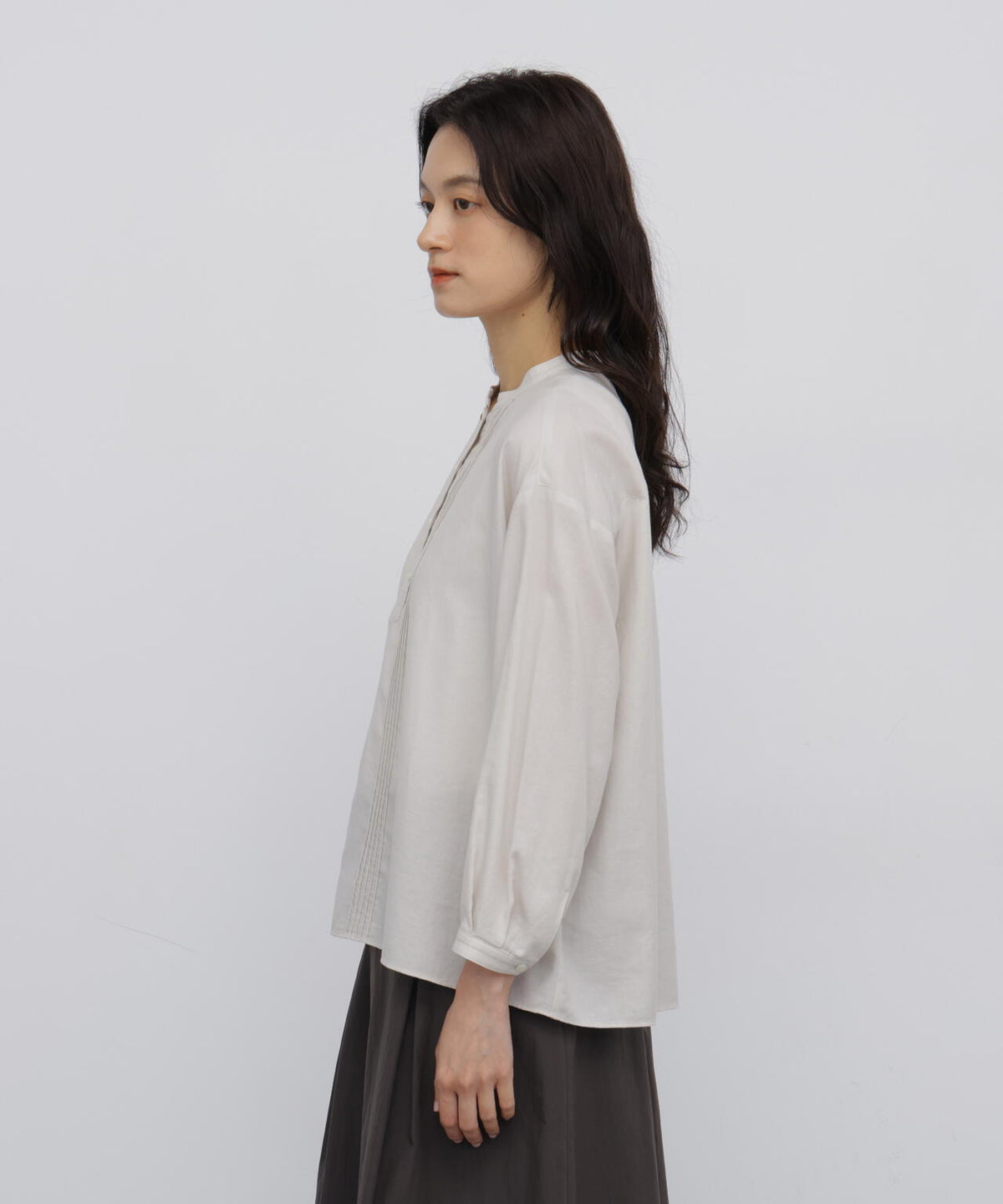 165cm/B:77cm/W:57cm/H:79cm 着用サイズ:M