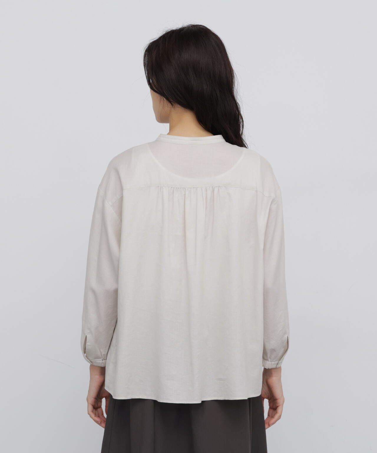 165cm/B:77cm/W:57cm/H:79cm 着用サイズ:M
