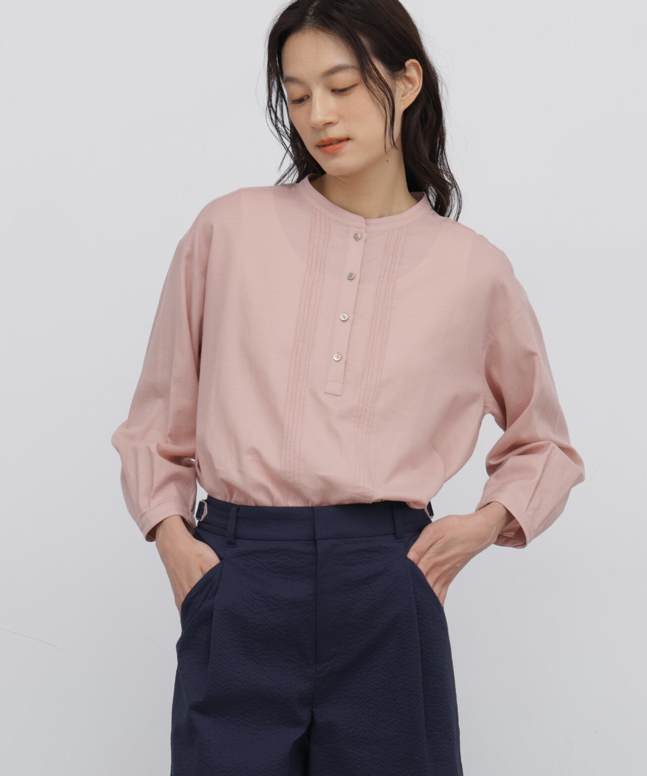 165cm/B:77cm/W:57cm/H:79cm 着用サイズ:M