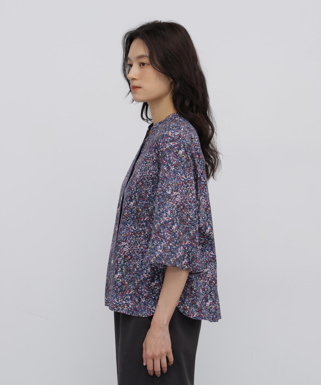165cm/B:77cm/W:57cm/H:79cm 着用サイズ:M