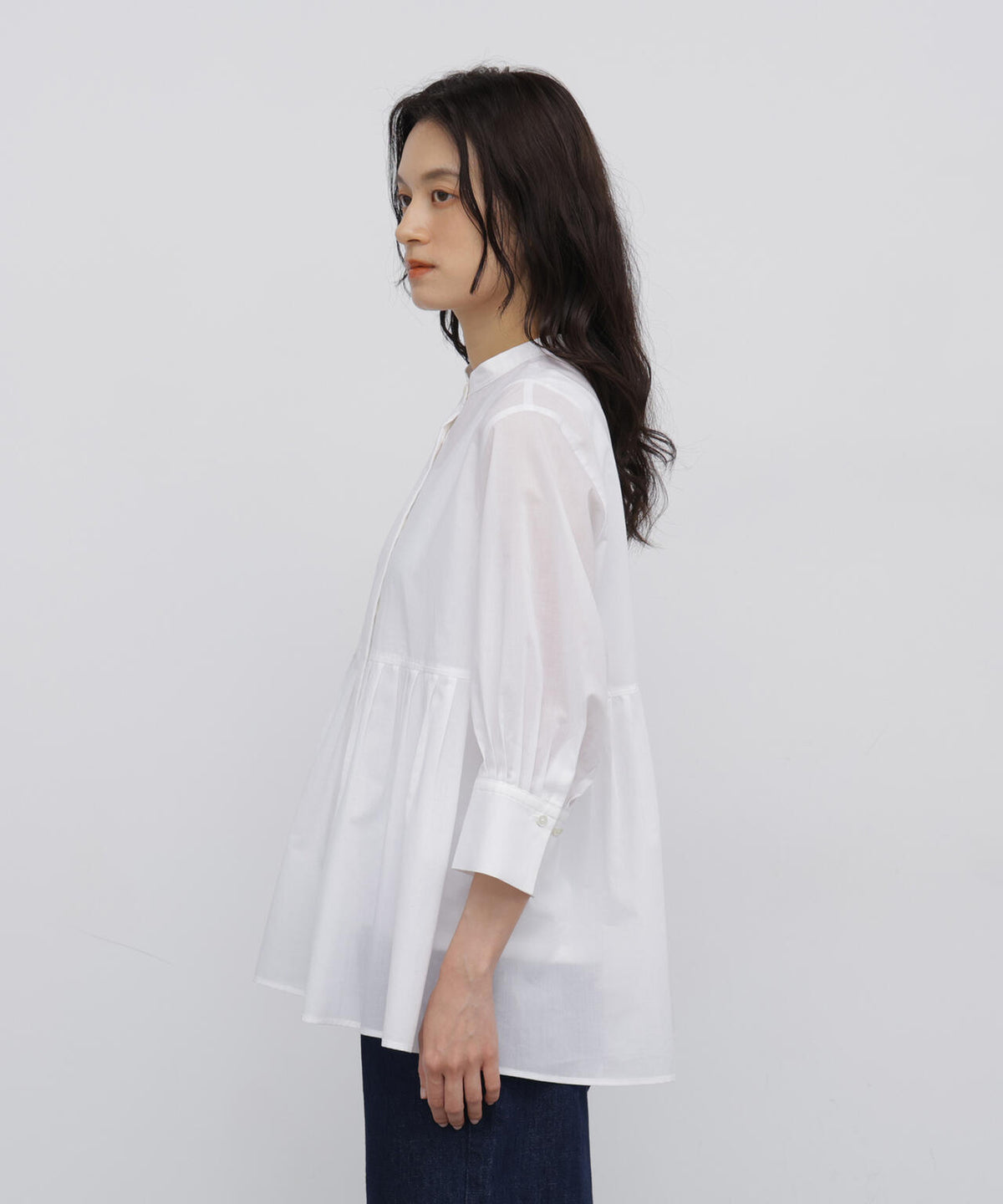 165cm/B:77cm/W:57cm/H:79cm 着用サイズ:M