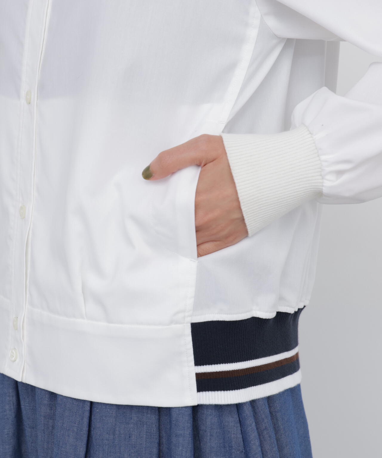 165cm/B:77cm/W:57cm/H:79cm 着用サイズ:M