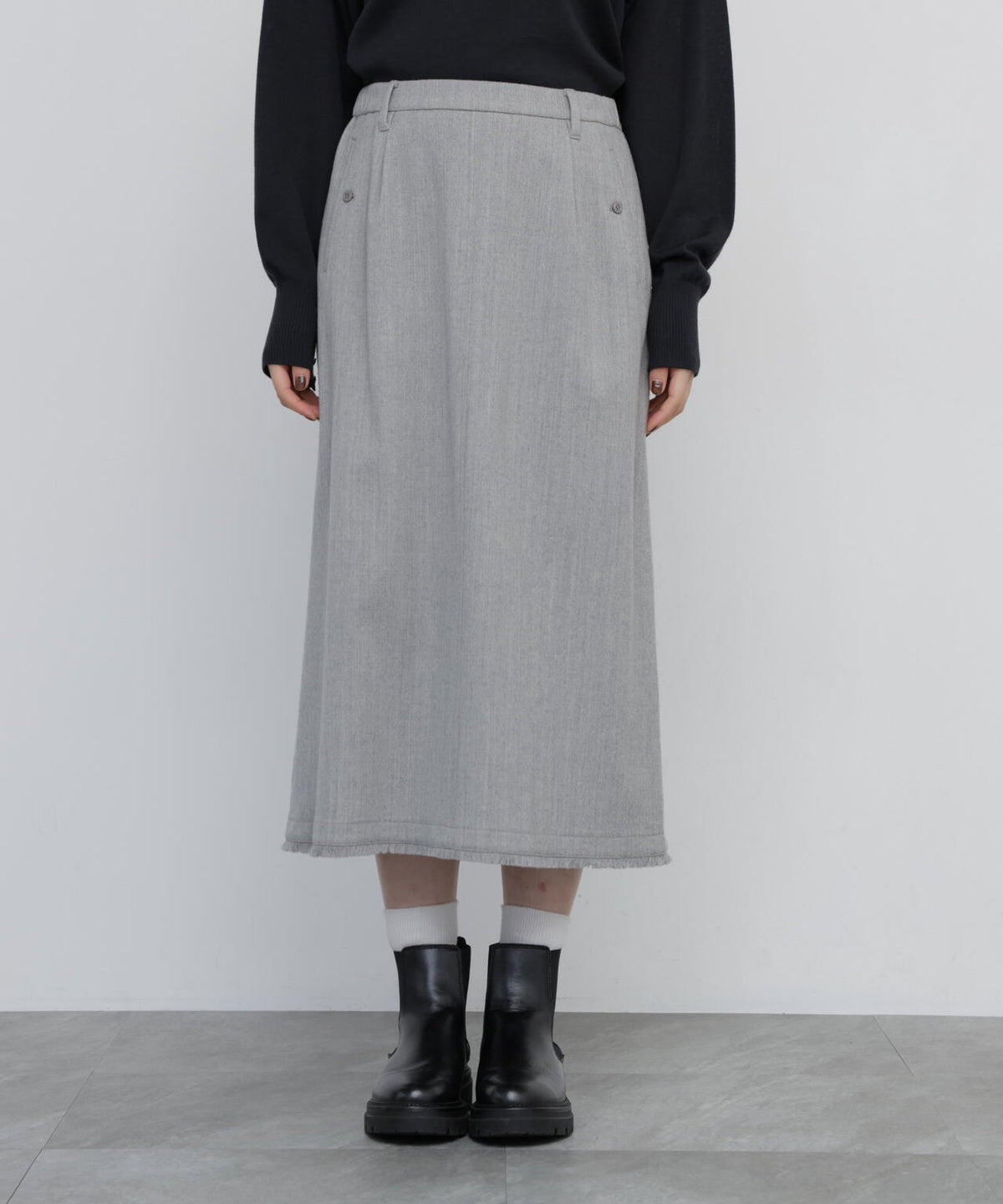 身長168cm B82 W59 H88 着用サイズ:M