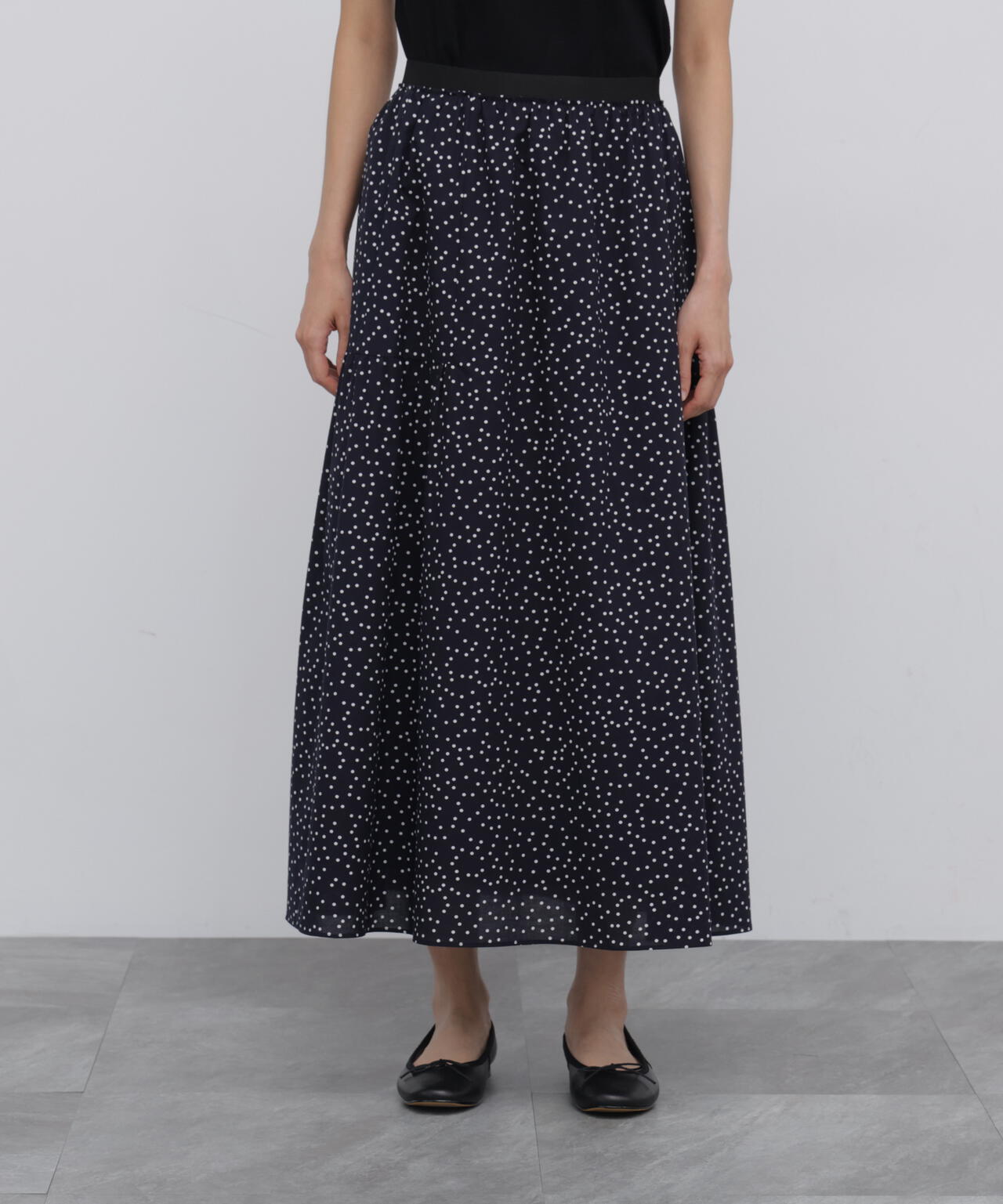 165cm/B:77cm/W:57cm/H:79cm 着用サイズ:M