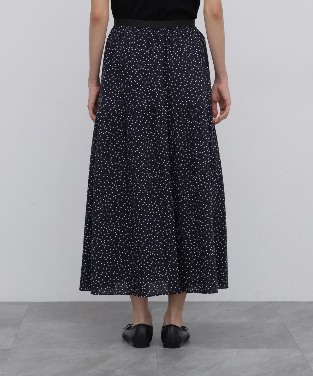 165cm/B:77cm/W:57cm/H:79cm 着用サイズ:M