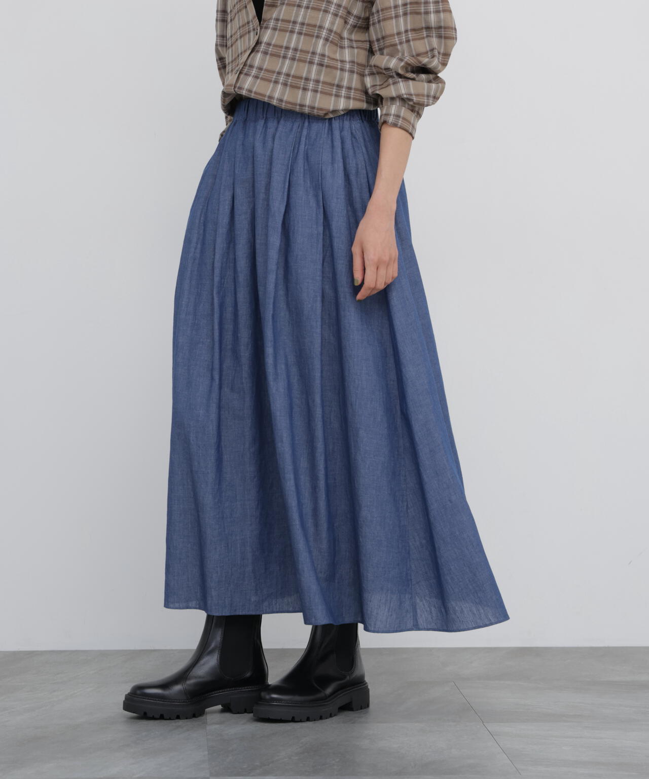 165cm/B:77cm/W:57cm/H:79cm 着用サイズ:M