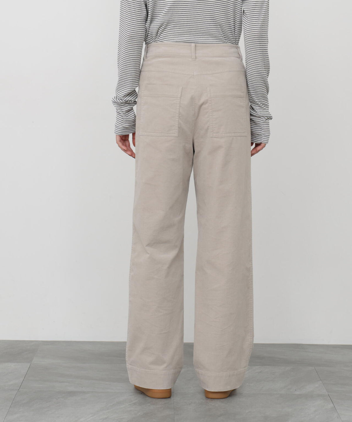 165cm/B:77cm/W:57cm/H:79cm 着用サイズ:M