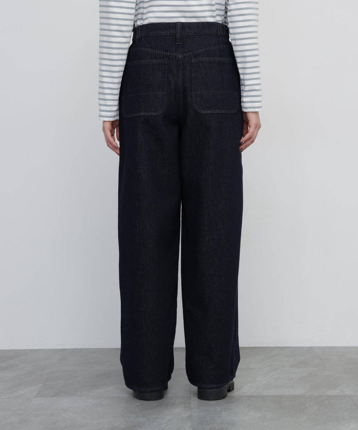 身長168cm B82 W59 H88 着用サイズ:M