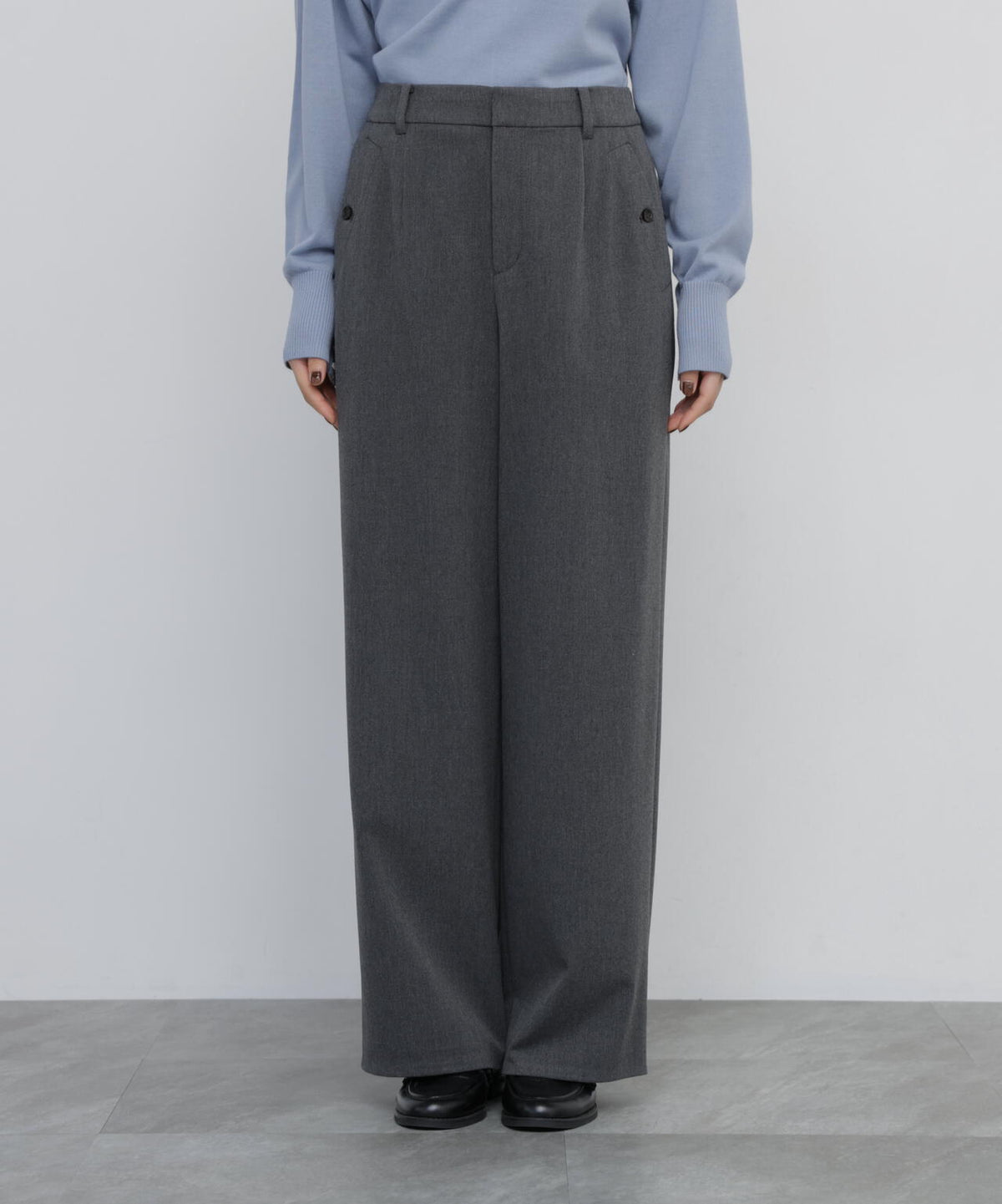 身長168cm B82 W59 H88 着用サイズ:M