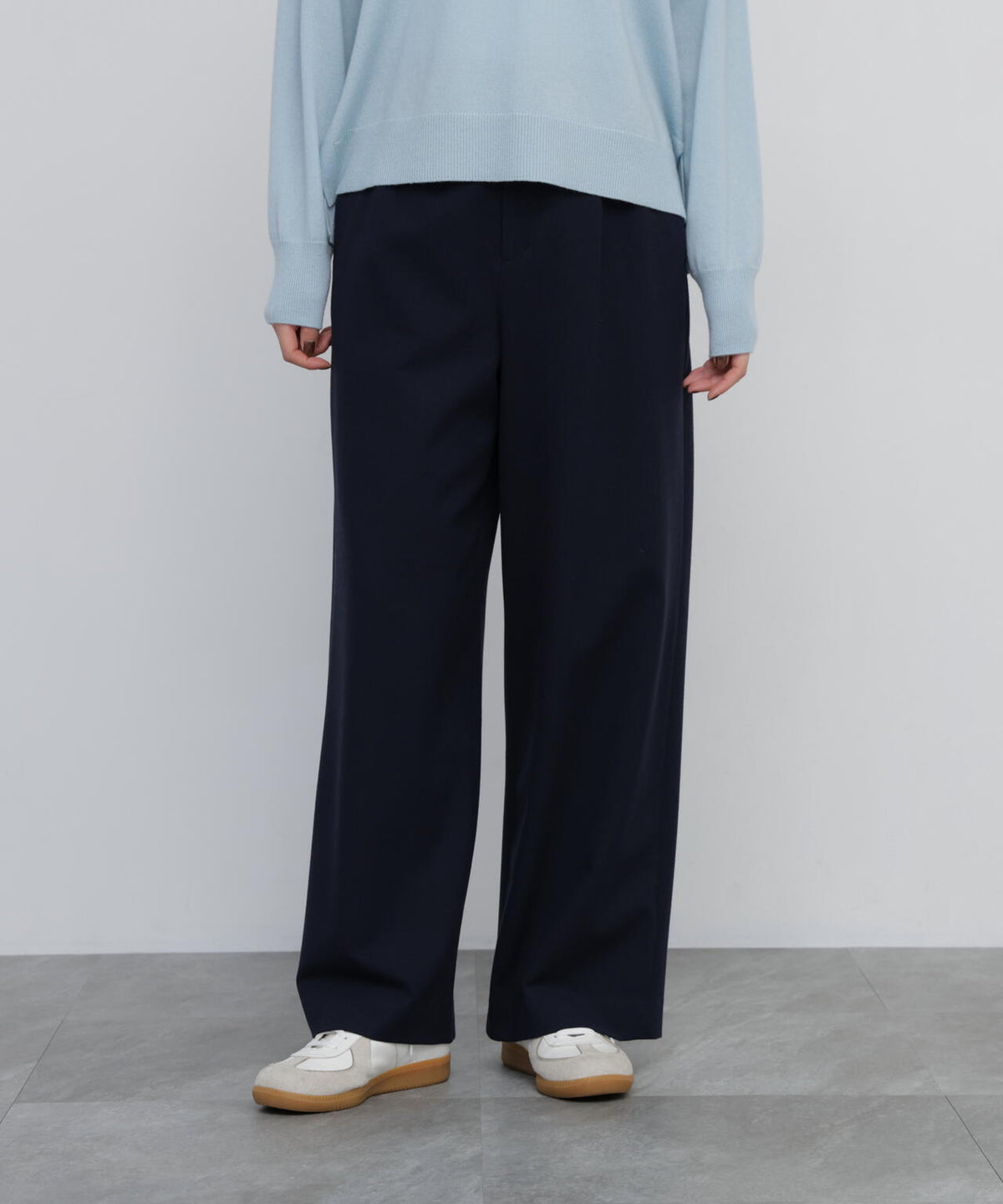 身長168cm B82 W59 H88 着用サイズ:M