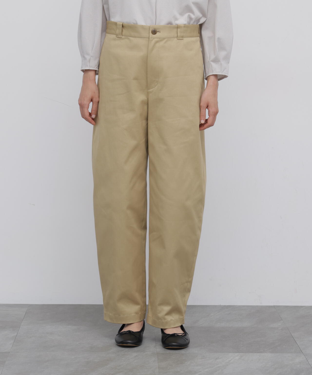 165cm/B:77cm/W:57cm/H:79cm 着用サイズ:M