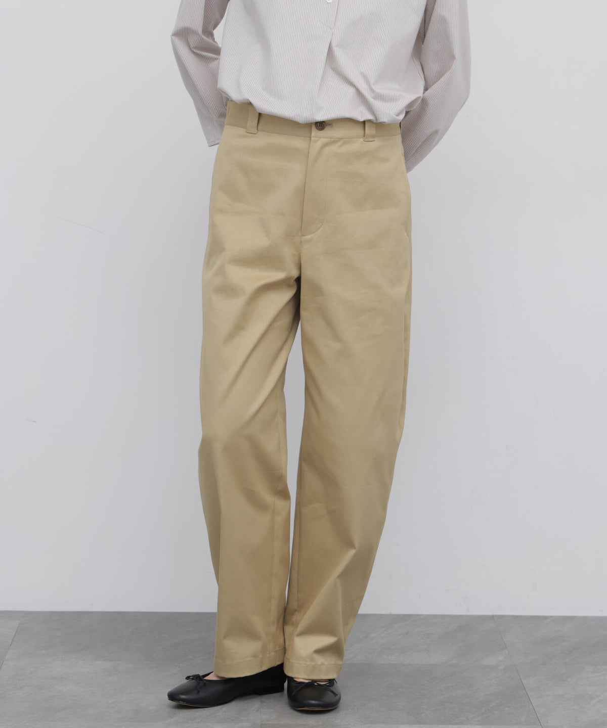 165cm/B:77cm/W:57cm/H:79cm 着用サイズ:M